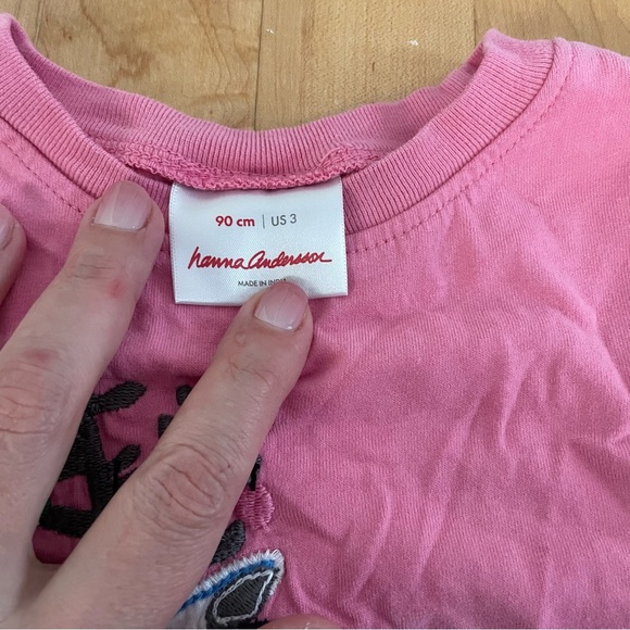 Hanna andersson Christmas tee. - Picture 2 of 4